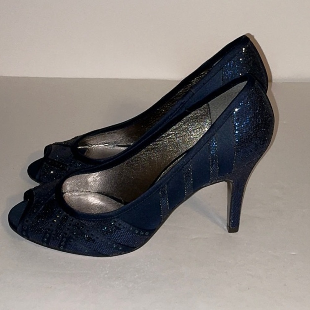 Adrianna Papell, Blue Sparkly Peekaboo toe Heels, Sz 7 - Picture 2 of 9